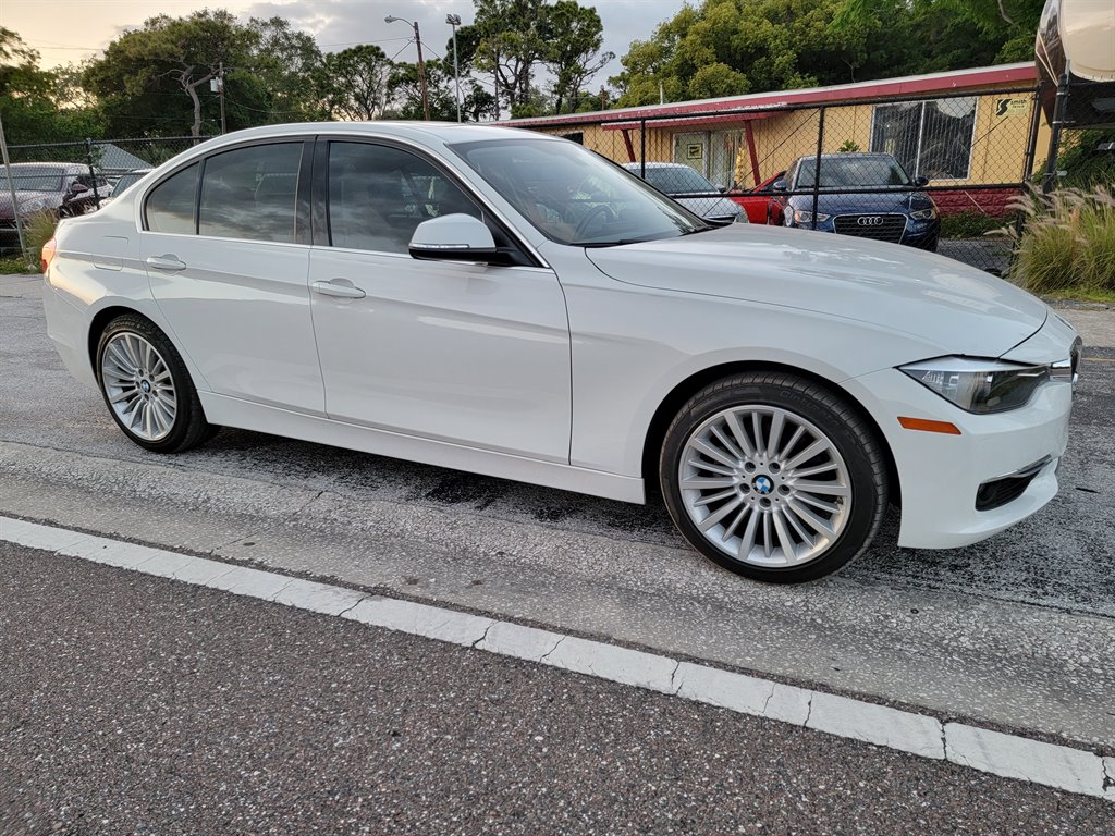 2014 BMW 3 Series 328i