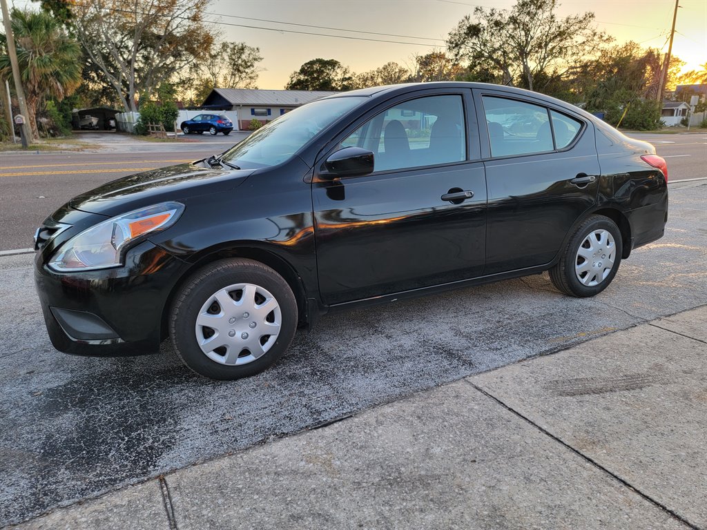 2016 Nissan Versa Sedan S