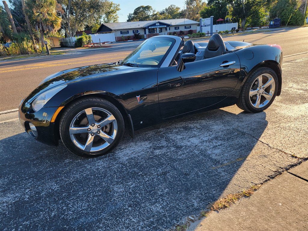 2008 Pontiac Solstice Base's photo