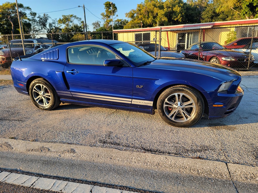 2014 Ford Mustang V6 Premium