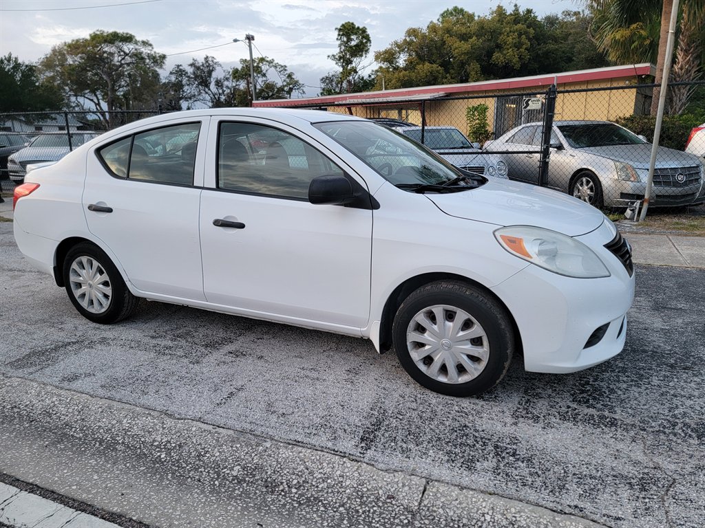 2014 Nissan Versa Sedan S