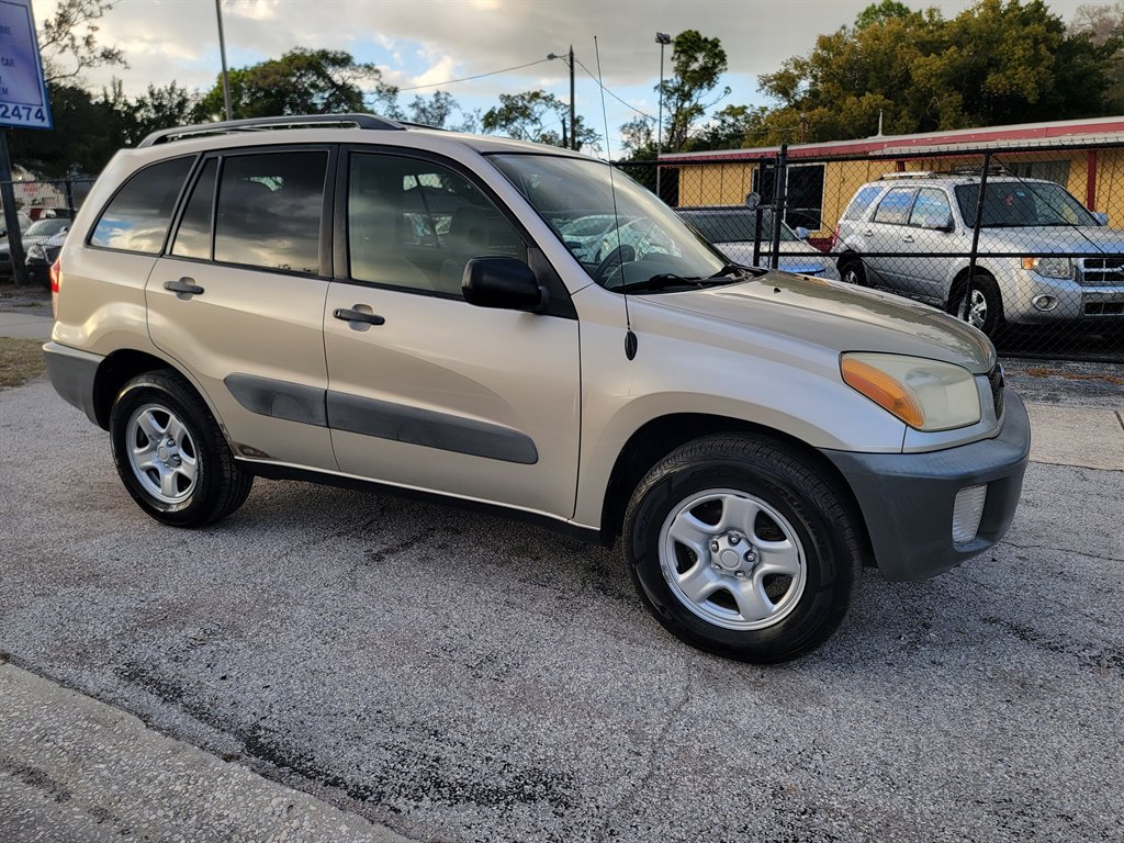 2001 Toyota Rav4 Base