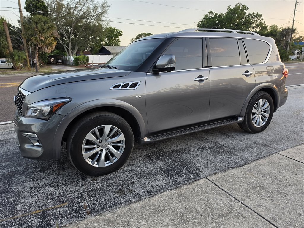 2017 INFINITI QX80