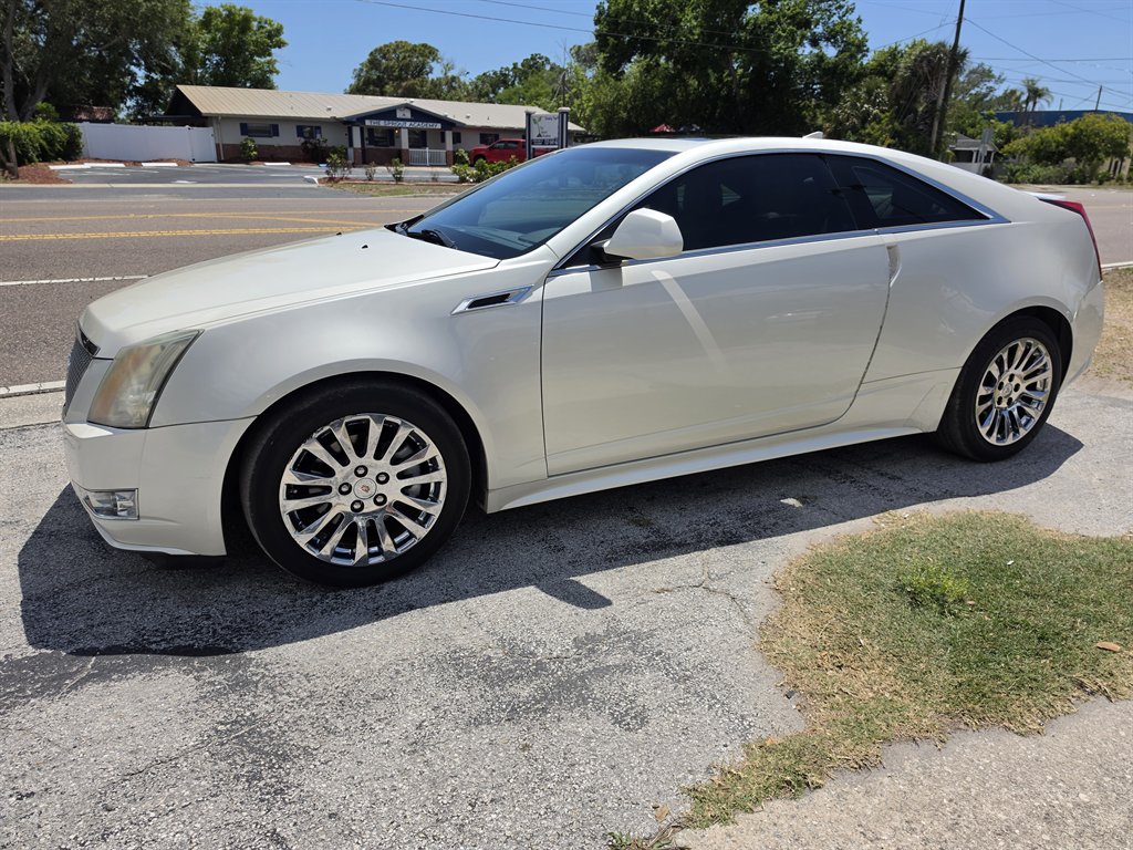 2011 Cadillac CTS RWD Performance Collection's photo