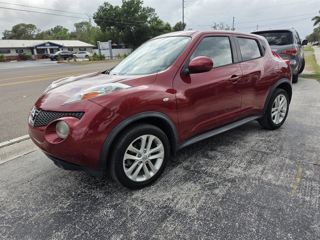 2014 Nissan Juke SV FWD CVT's photo